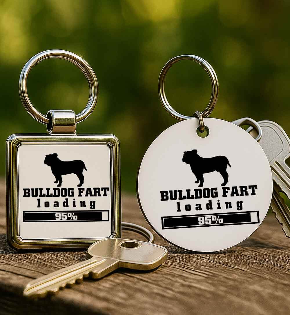 Fém kulcstartó Bulldog fart