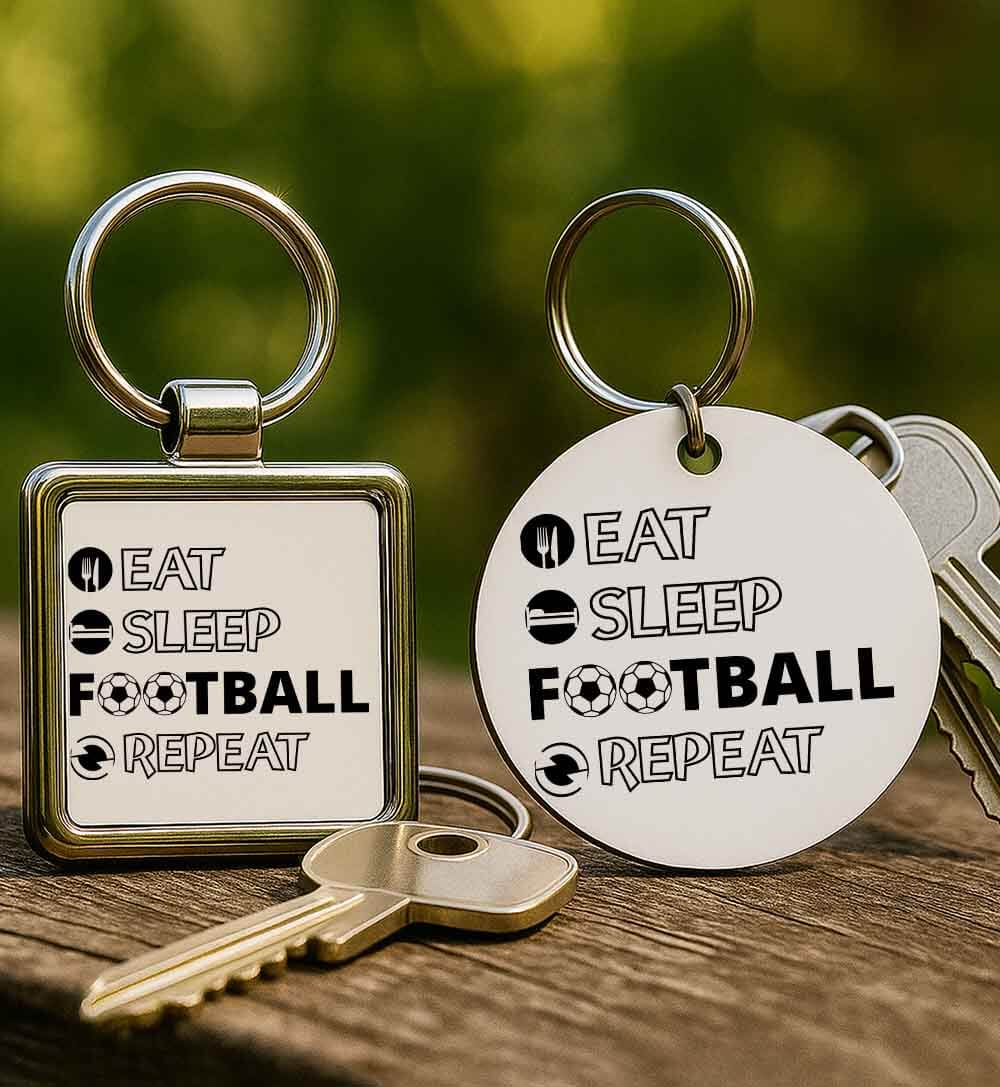 Kulcstartó Eat sleep football repeat